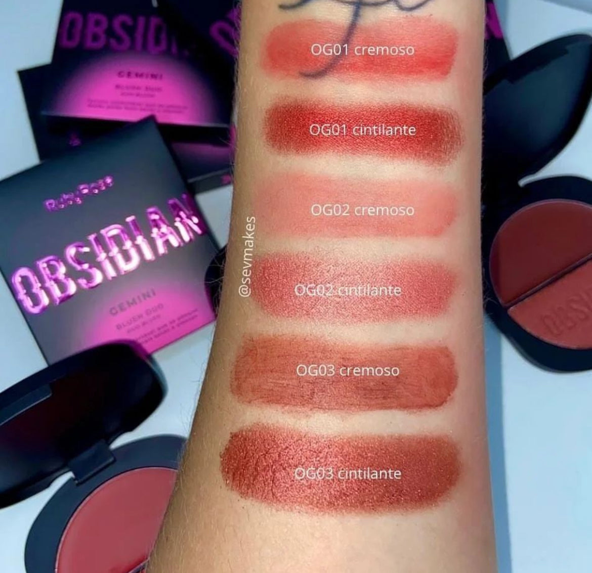 Blush duo Obsidian